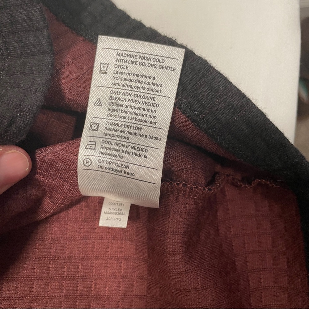VINCE quarter zip black men’s Large - Picture 9 of 9